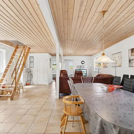 Tanja - 1-5km From The Sea By Interhome *