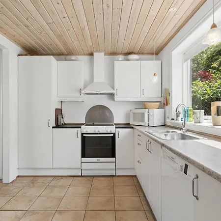 Tanja - 1-5km From The Sea By Interhome